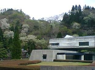 日鉱記念館本館